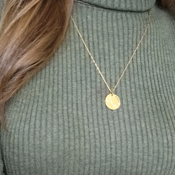 Meet your Posher, Sarah - Picture 1 of 1